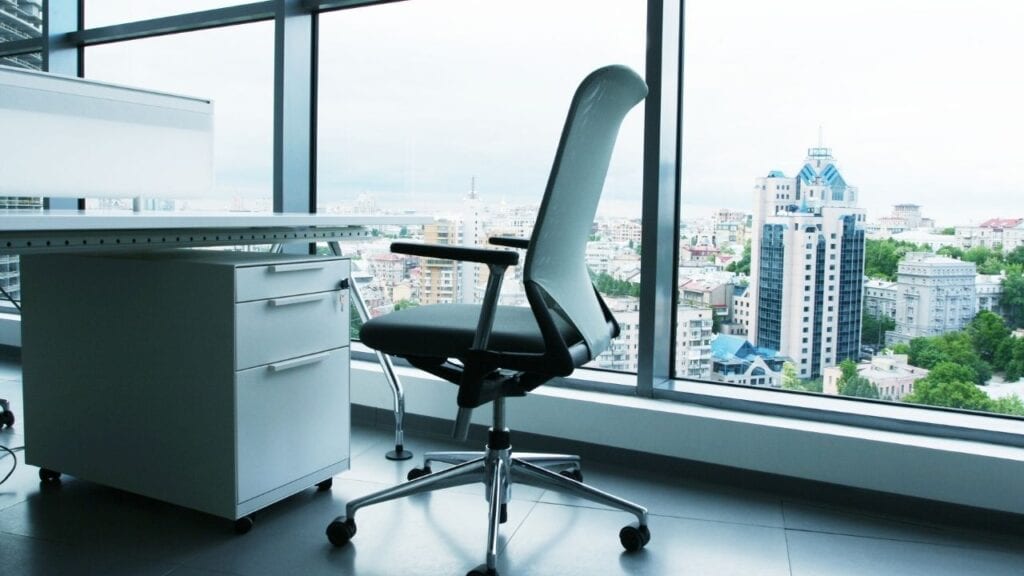 Choose An Office Chair That Doesn’t Suck — The Back PT